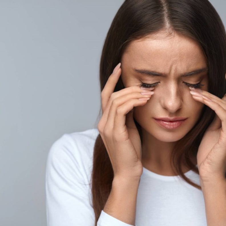  رئيسية انفصال الشبكية في العين أسبابه وأعراضه