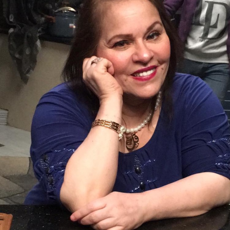 نادية العراقية