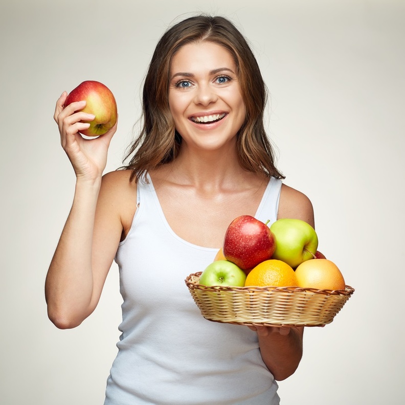 التفاح ضمن اطعمة تساعد على خفض ضغط الدم المرتفع