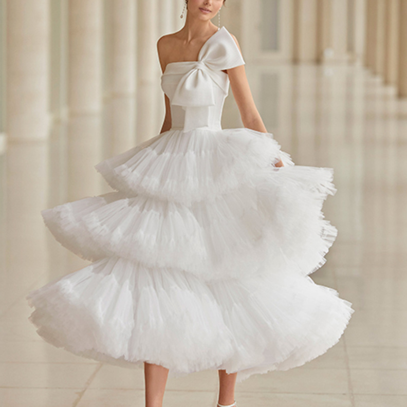  فساتين ميدي من aire atelier