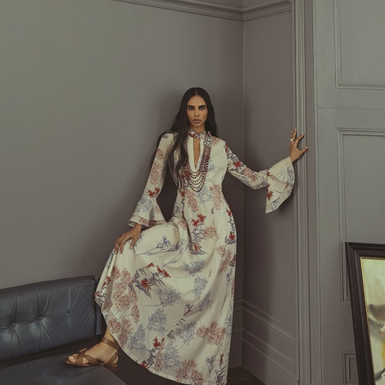 جلسة تصويرية خاصة بـ "هي" تحت عنوان Romantic Sensibility