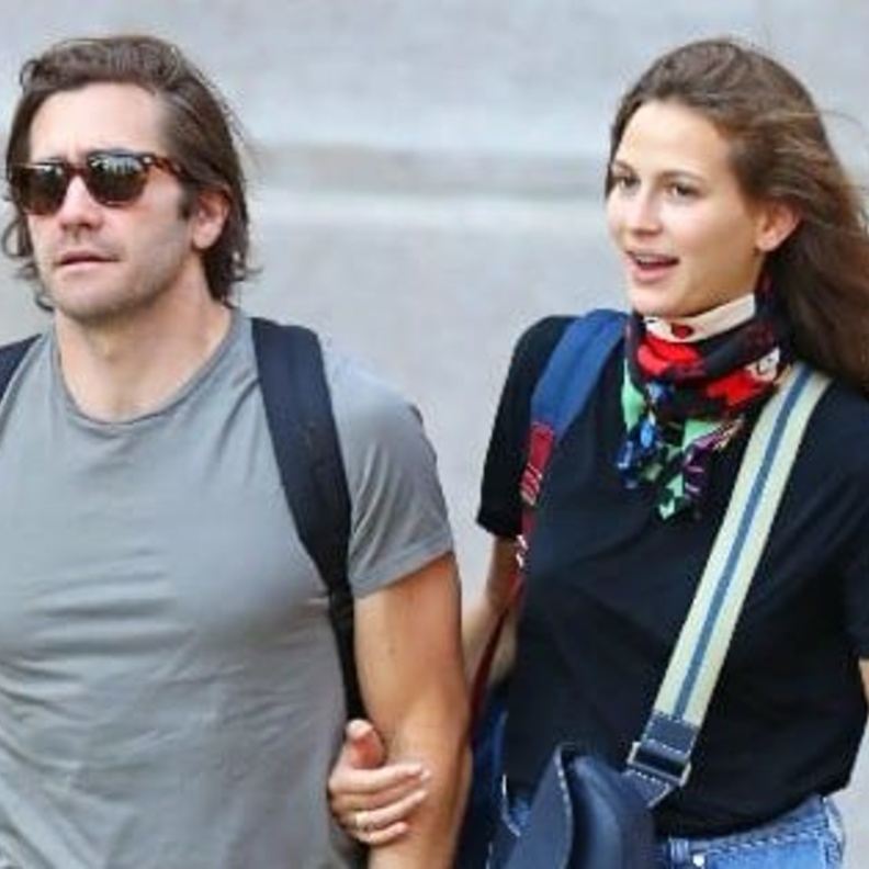 جاك جيلنهال و جانييه