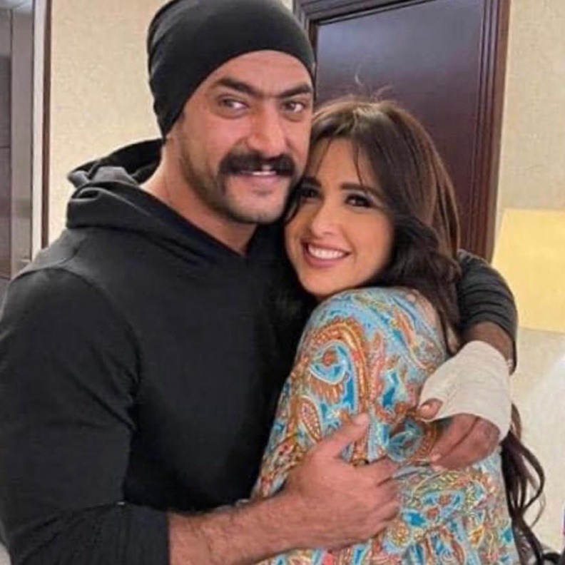 أحمد العوضي وياسمين عبدالعزيز