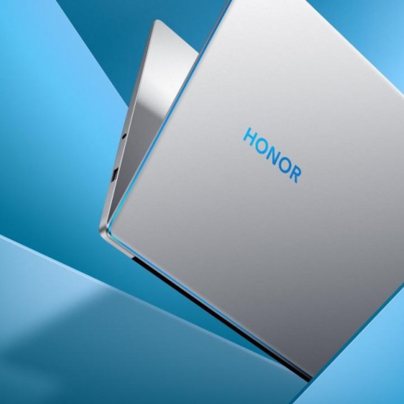 توفر حاسوب HONOR MagicBook 14 في السعودية