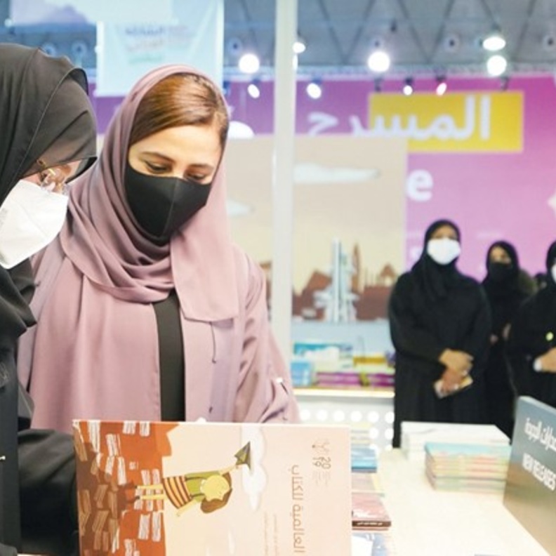 جواهر القاسمي : حاكم الشارقة يغرس بذور المعرفة فأحسنوا قطافها