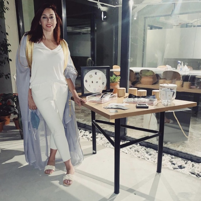  إحدى المشاركين في فعالية جبنا العيد - المصدر @smuugpins