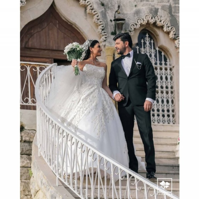  طوني عيسى يحتفل بزفافه وسط الأهل والأصدقاء