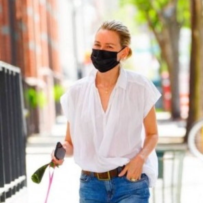 ناعومي واتس