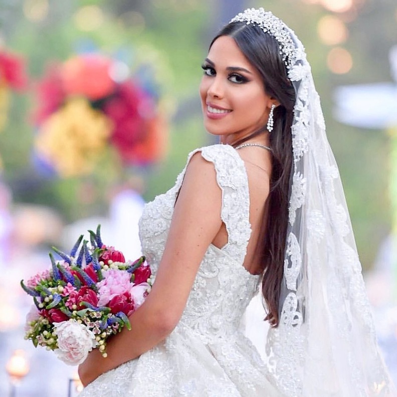 استوحي مكياج عروس مميز على طريقة الميك اب ارتست باتريسيا ريغا