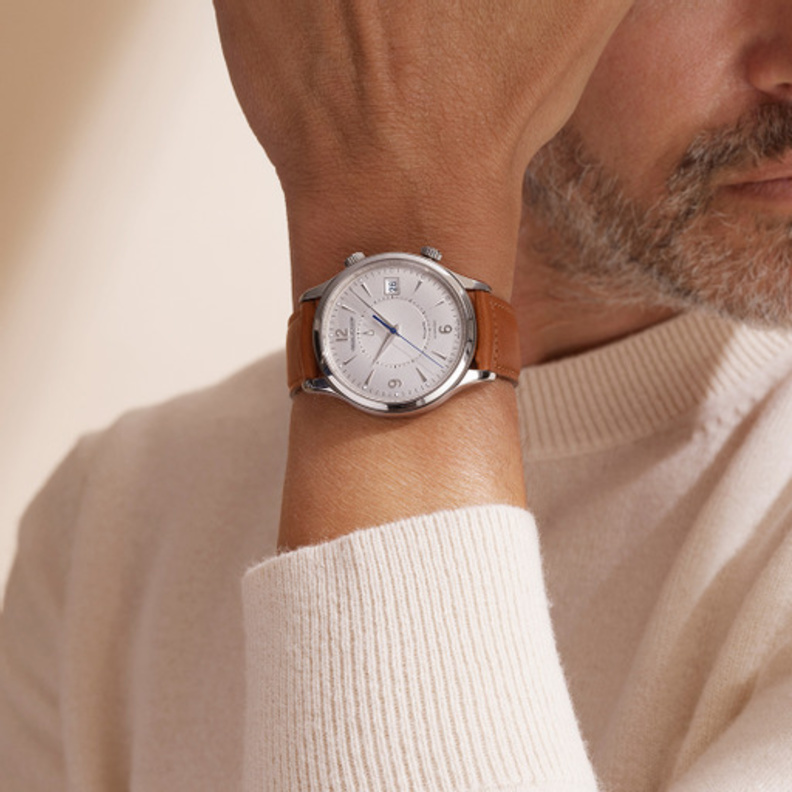 في عيد الأب.. ساعة مميزة من مجموعة Master Control  من Jaeger-LeCoultre