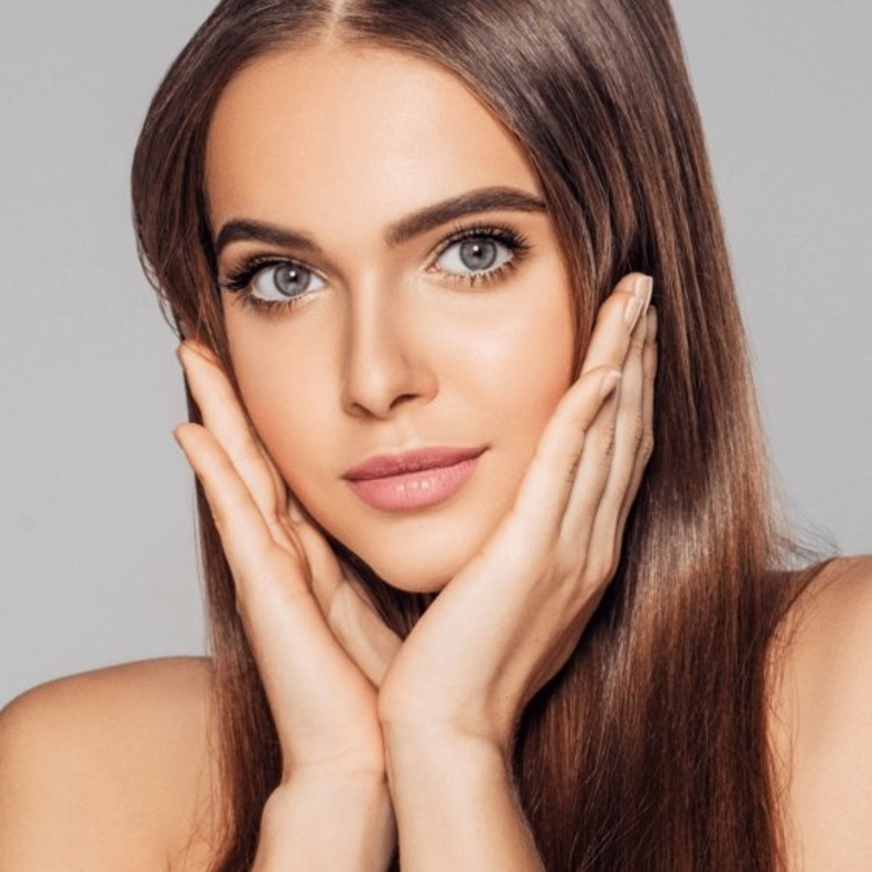 يخترق زيت جوز الهند طبقات أعمق من الجلد ويجدد خلايا الجلد