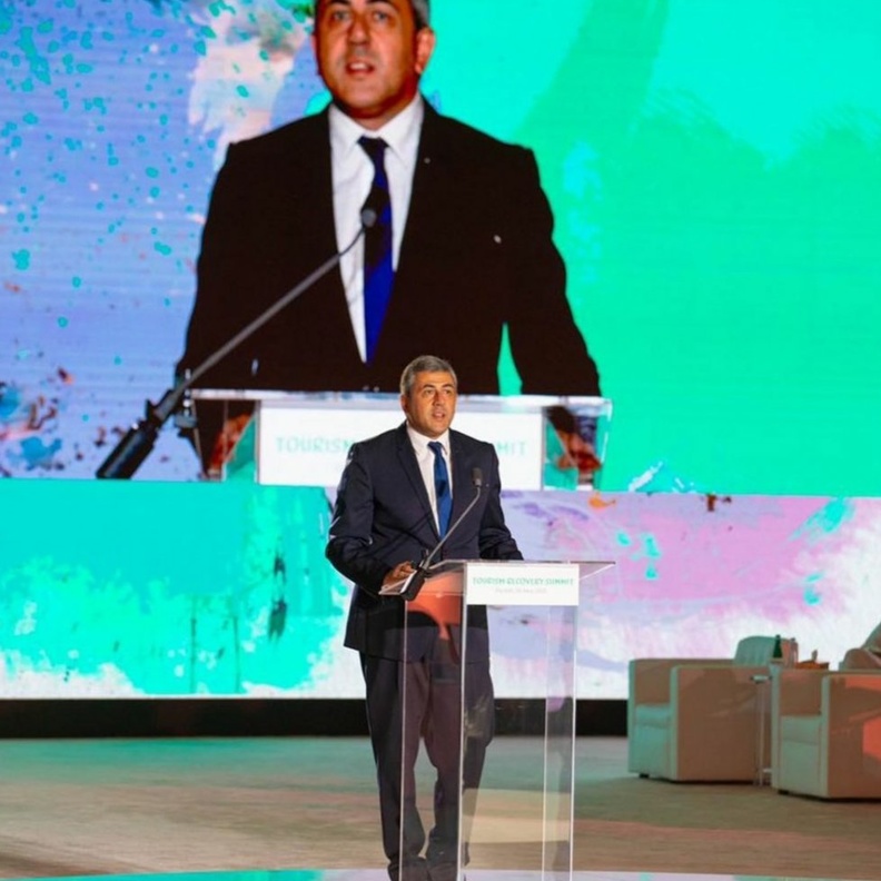 الأمين العام لمنظمة السياحة العالمية الأستاذ زوراب بولوليكاشفيلي