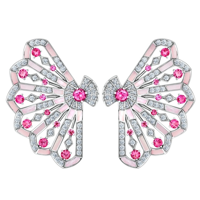 أقراط من غرارد Garrard