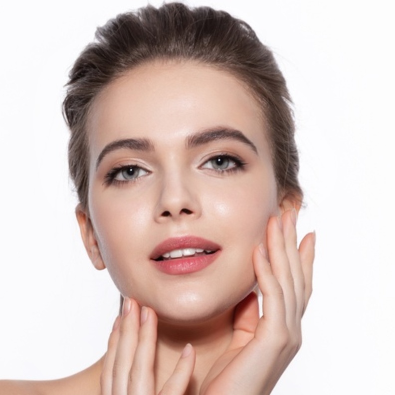 ماسكات الطماطم لتصغير مساما البشرة