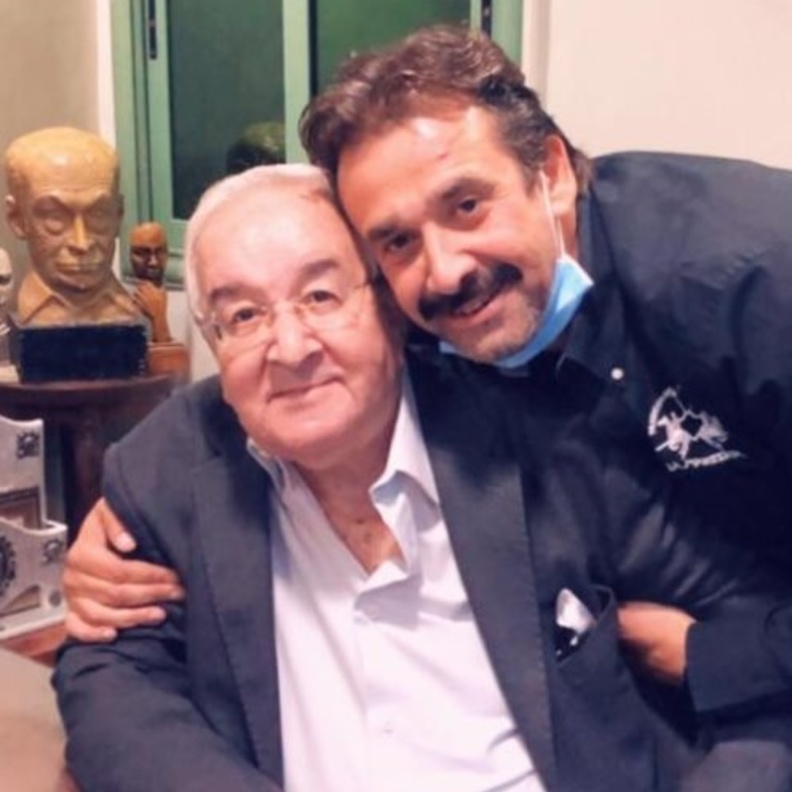 كريم عبد العزيز ووالده