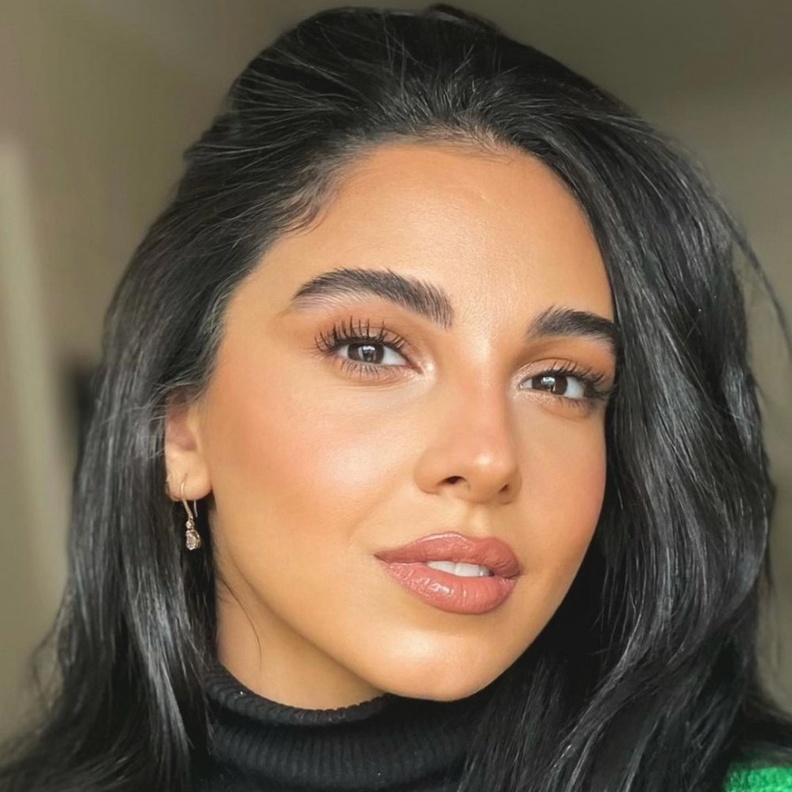 سلمى أبو ضيف تتعرض لحروق في جسدها