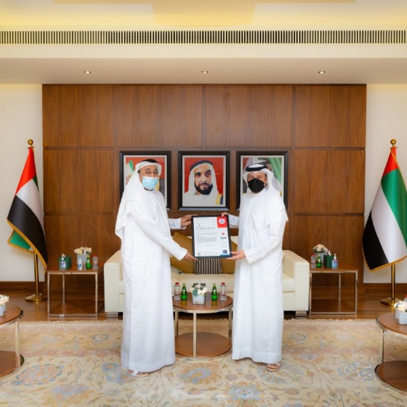 سلطة مدينة دبي الطبية تحصل على اعتماد النظافة والاستدامة العالمي