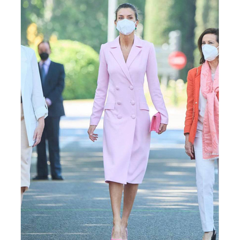 اجمل إطلالة ليتيزيا ملكة اسبانيا الأخيرة والانيقة