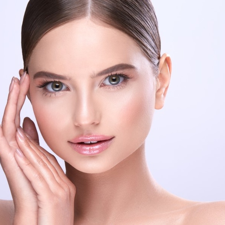 طريقة تحضير قناع الافوكادو والموز لتنقية البشرة الدهنية