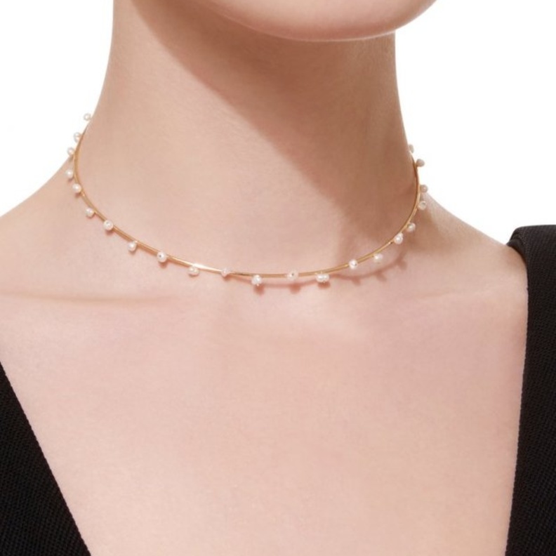 أناقة عصرية بموديلات عقود تشوكر