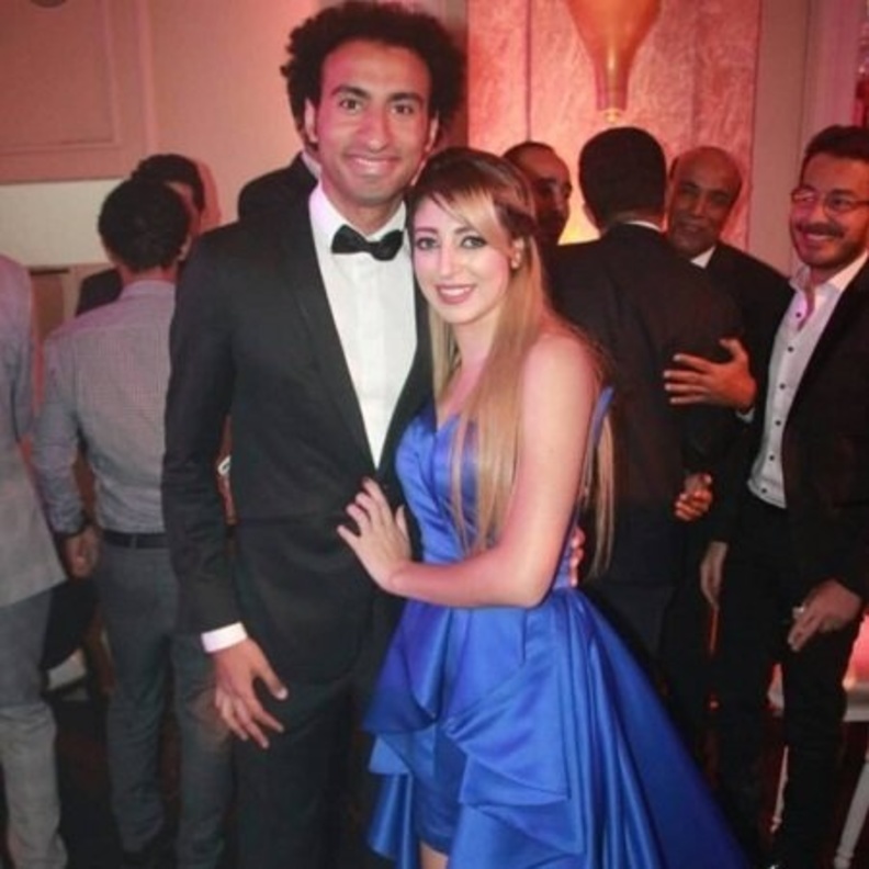 علي ربيع وزوجته السابقة 