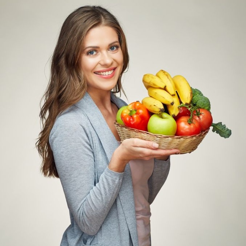 فوائد تناول الفواكه الحمضية والغير حمضية للجسم