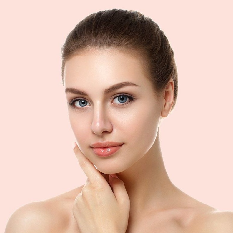  أفضل وصفات طبيعية لتخفيف الحبوب من الوجه