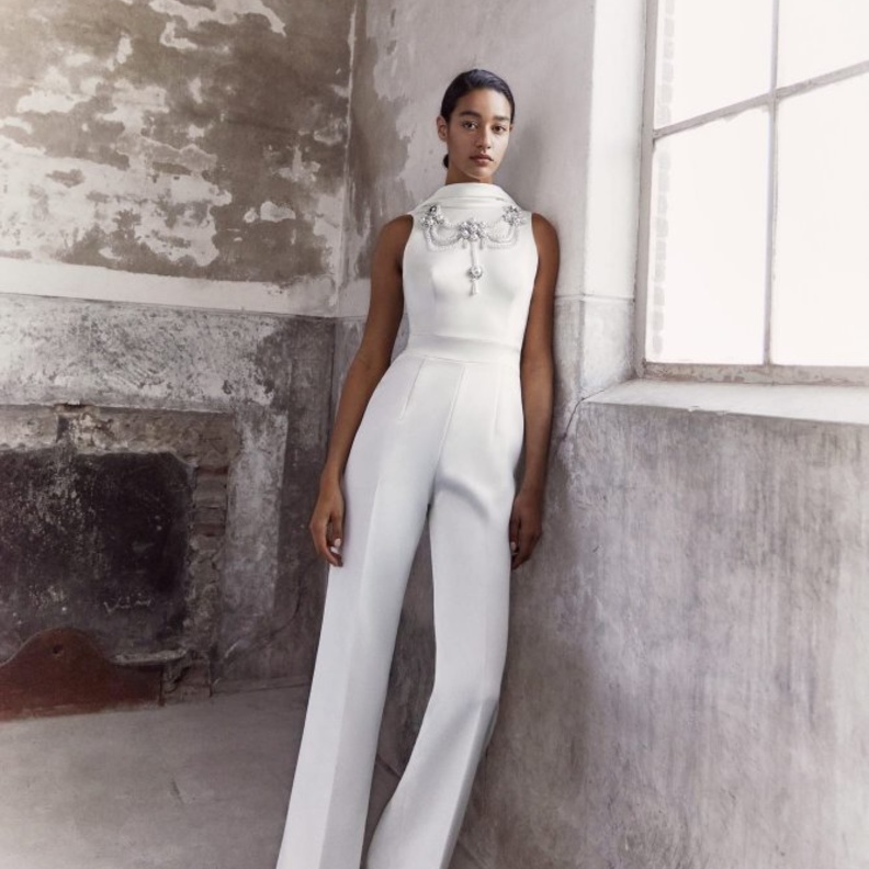 موديلات جمبسوت عصري للعروس من viktor&rolf