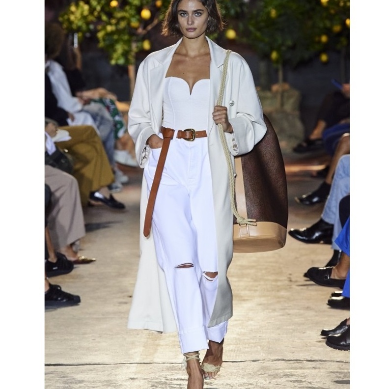 أحدث صيحات ملابس صيف 2021 لإخفاء الأرداف الكبيرة