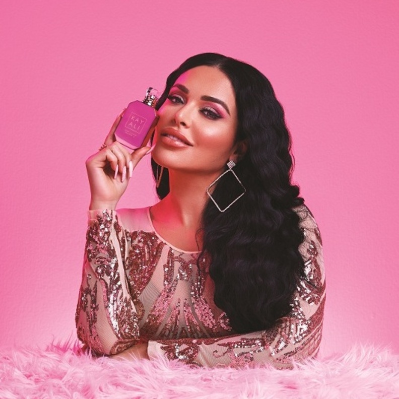 منى قطان لـ"هي": Sweet Diamond توليفة عطرية تجسد مفهوم الأنوثة العصرية