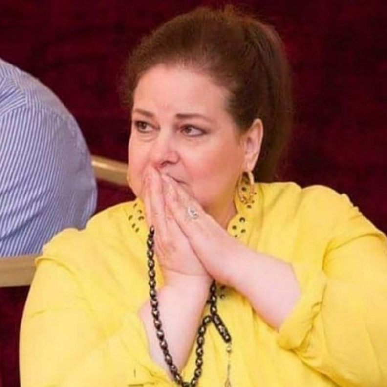 دلال عبد العزيز 