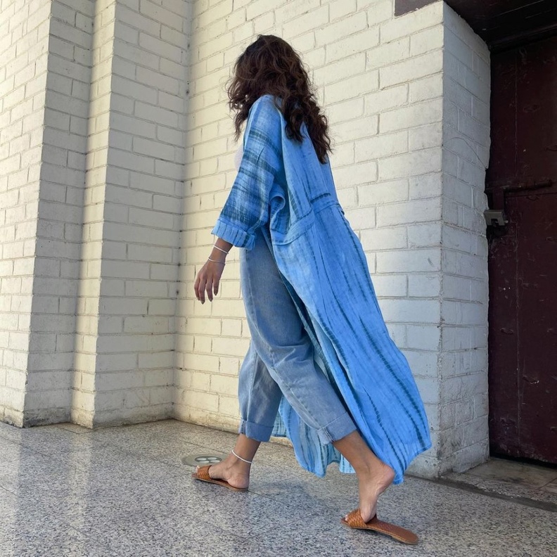 عباية من علامة سوزان مظفر