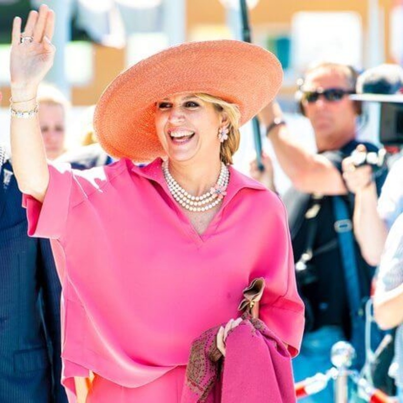 الملكة ماكسيما تقدم جوائز Appeltjes van Oranje في القصر الملكي