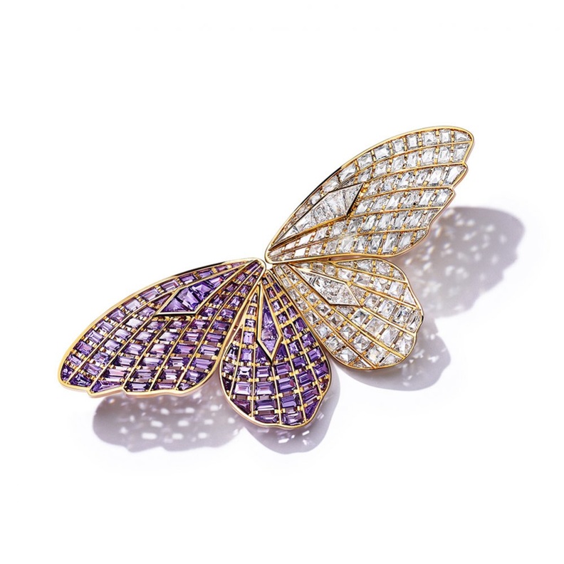 بروش الفراشة Butterfly brooch من تيفاني آند كو Tiffany & Co