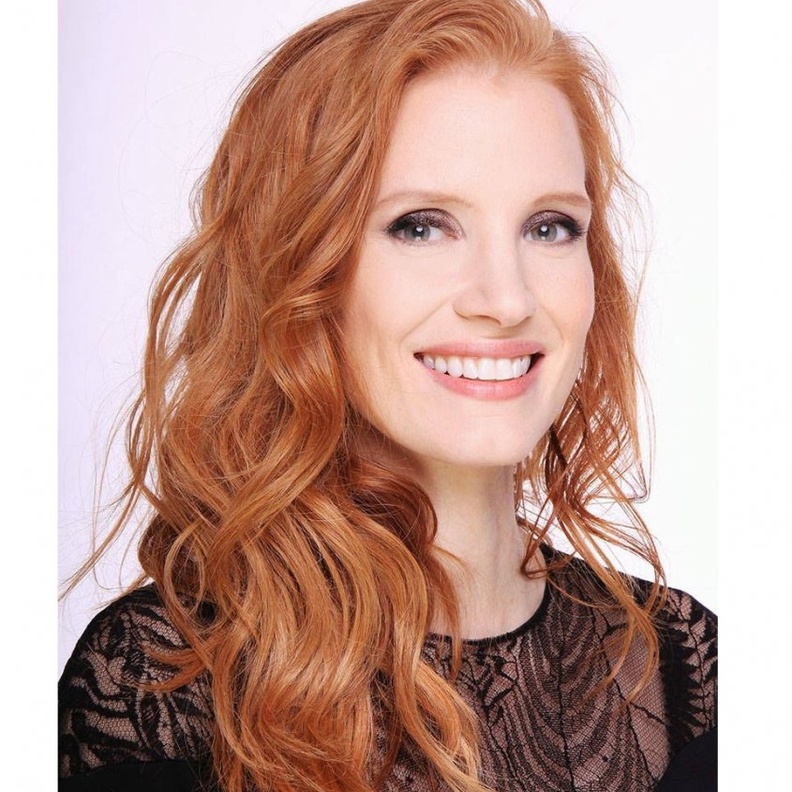  الوان صبغات الشعر الاحمر الفاتح من وحي Jessica Chastain