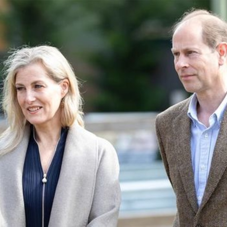 هكذا علق الأمير إدوارد وزوجته على مقابلة الأمير هاري وميغان ماركل مع أوبرا وينفري