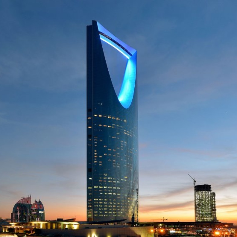 مول المملكة Kingdom Center Malls