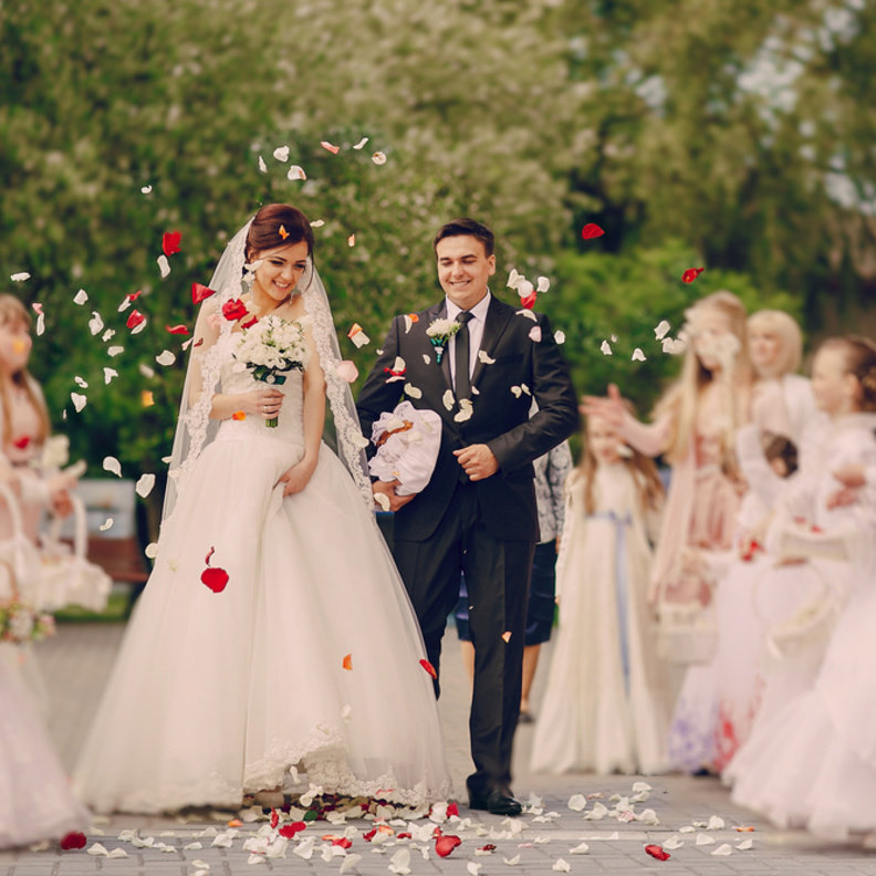  أفضل الأفكار لوداع العروسين في نهاية حفل الزفاف