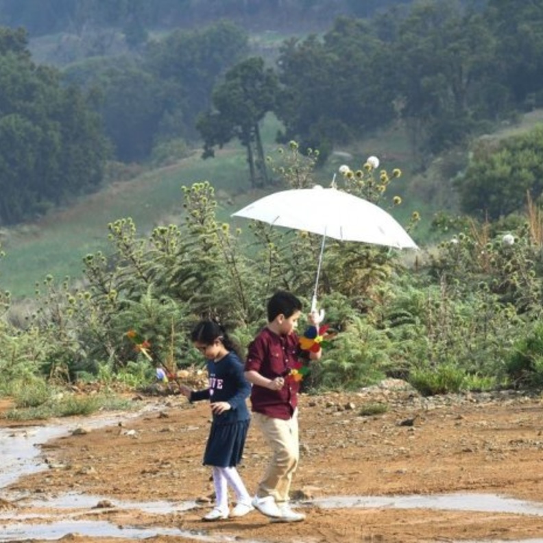 أجواء من المرح والسعادة يعيشها الصغار في عسير