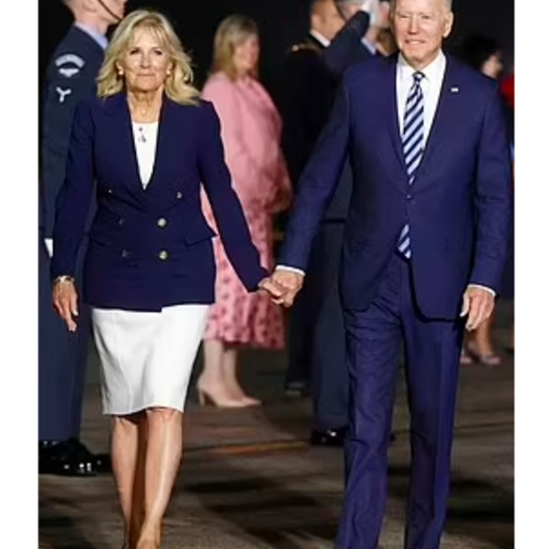 صور وتفاصيل إطلالة جيل بايدن في أول جولة خارجية لها كزوجة رئيس