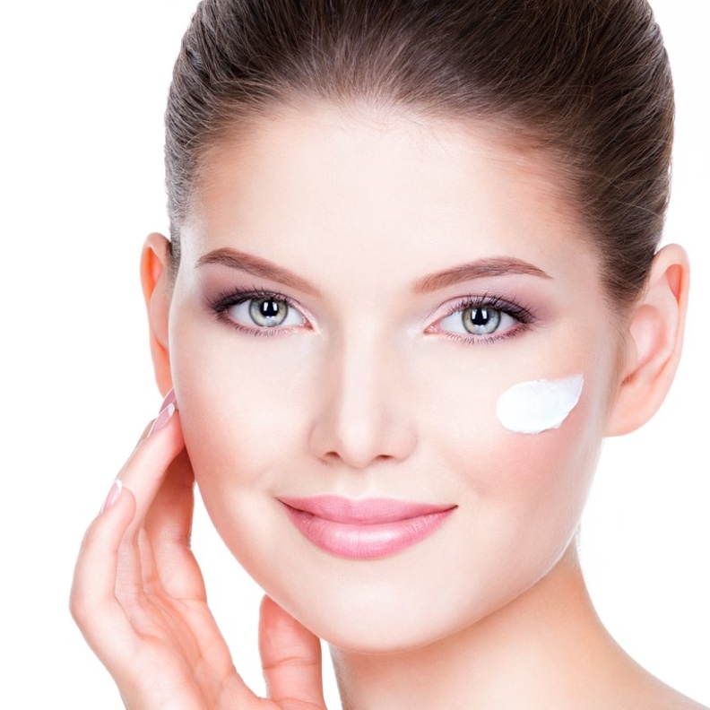 فوائد تقشير البشرة بالكريمات واهم النصائح عند استخدام كريمات التقشير