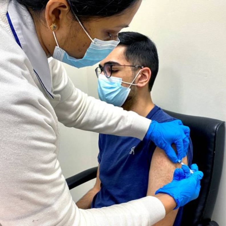 صحة أبوظبي حريصة على رفع مناعة المجتمع