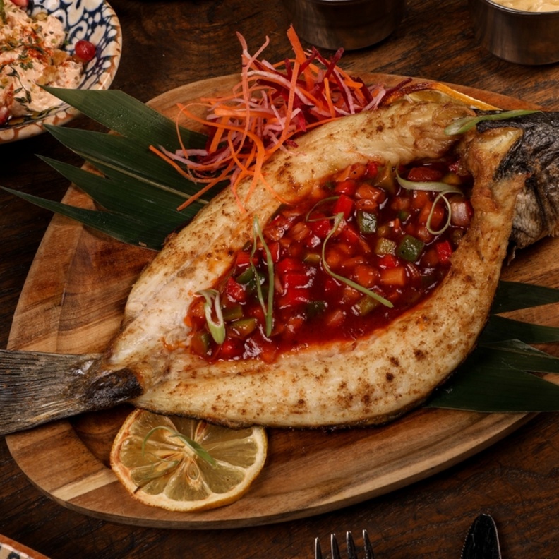 مطعم انتيكا