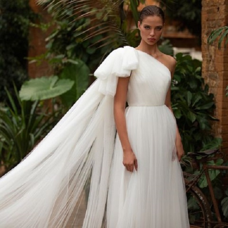 فساتين زفاف 2022 بكتف واحد