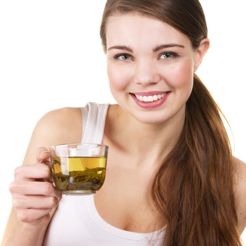 ما هي فوائد الشاي الاخضر للدورة الشهرية وهل الشاي الاخضر يوقف الدورة