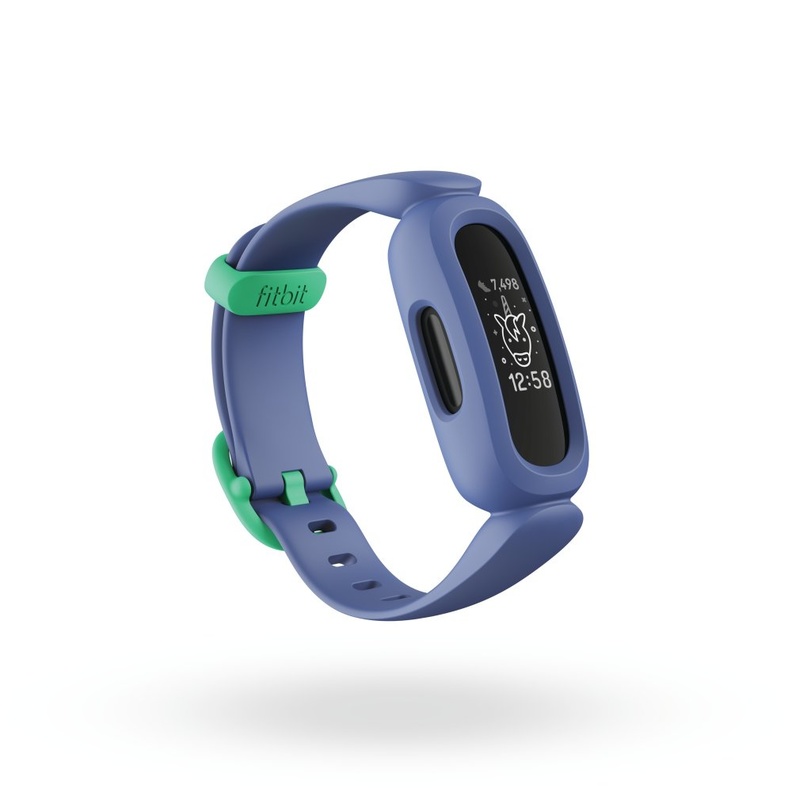 مع ™Fitbit Ace 3 أولادكم أقرب إليكم