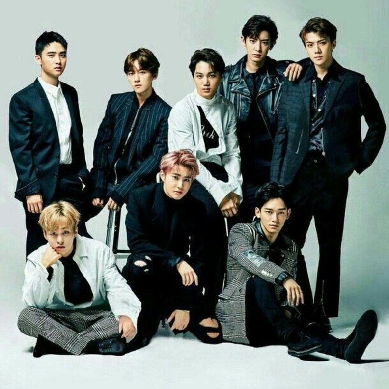 فرقة EXO 