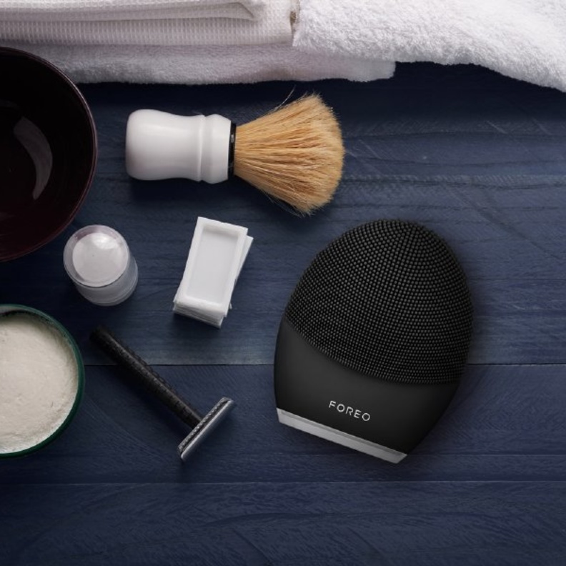 FOREO تكشف عن أداة العناية بالرجال الأفضل على الإطلاق