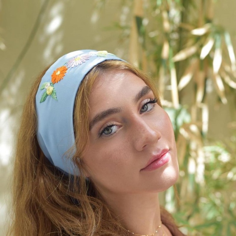  اكسسوار شعر قماشي مطرز من علامة Embano