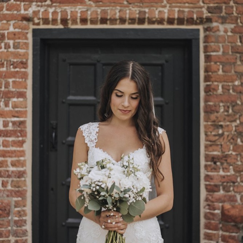 أخطاء يجب أن تتجنبها العروس عند  إختيار فستان الزفاف